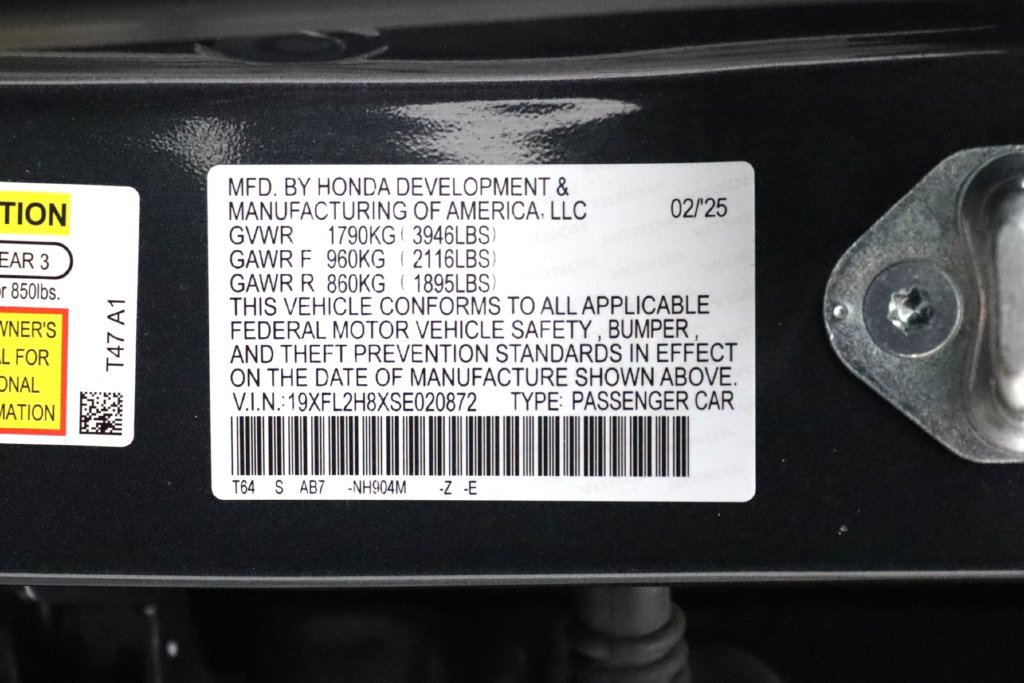 Used 2025 Honda Civic Sport image 26