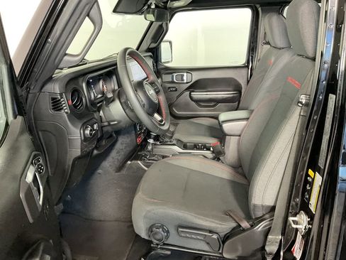 Used 2024 Jeep Wrangler Unlimited Rubicon AWD/4WD image 16
