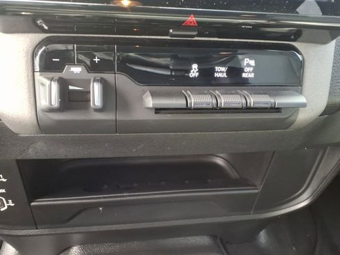 Used 2021 RAM 2500 Tradesman AWD/4WD image 26