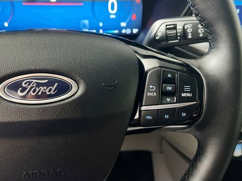 Used 2025 Ford Escape Active w/ Active Premium Tech Pack FWD image 19