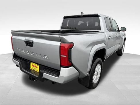 Used 2025 Toyota Tacoma SR5 image 8