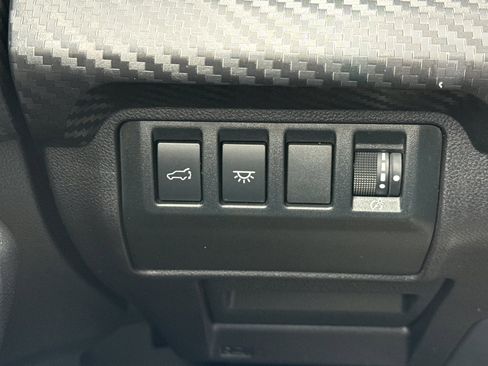Used 2025 Subaru Ascent Premium AWD/4WD image 37