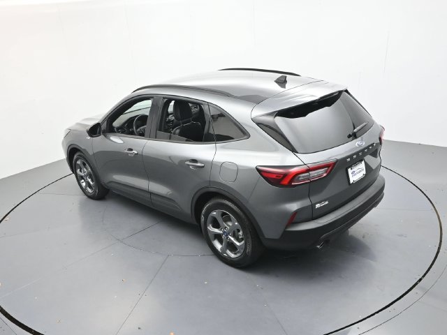 Used 2025 Ford Escape ST-Line FWD image 42