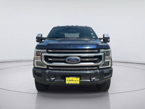 Used 2022 Ford F250 Platinum w/ Tremor Off-Road Package AWD/4WD image 2