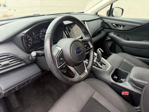 Used 2021 Subaru Outback Premium image 19