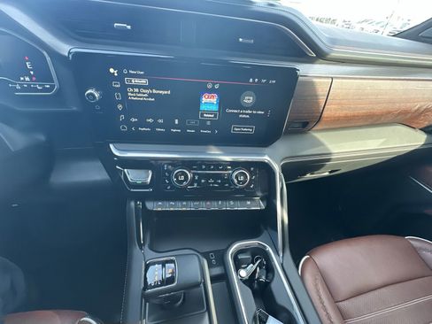 Used 2023 GMC Sierra 1500 Denali Ultimate image 11