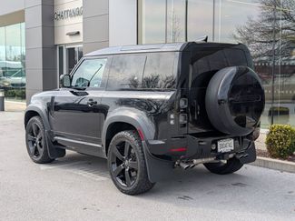 Used 2023 Land Rover Defender 90 V8 AWD/4WD video 4