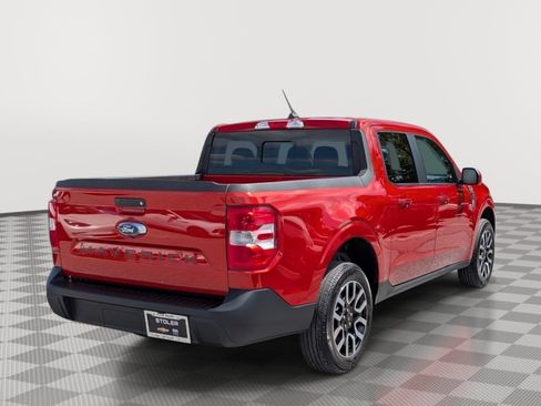 Used 2022 Ford Maverick Lariat FWD image 5