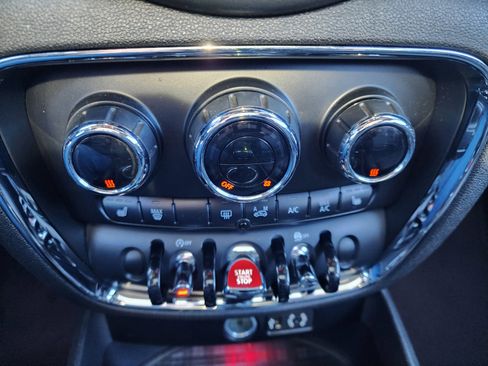 Used 2017 MINI Cooper Clubman S image 23