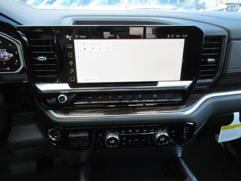 New 2026 GMC Sierra 1500 Elevation w/ Elevation Premium Package AWD/4WD image 27