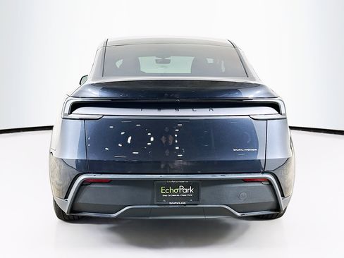 Used 2026 Tesla Model Y Long Range AWD/4WD image 7
