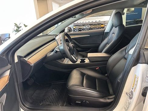 Used 2022 Tesla Model 3 Long Range AWD/4WD image 9