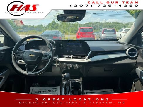 Used 2024 Chevrolet Trax LS FWD image 16