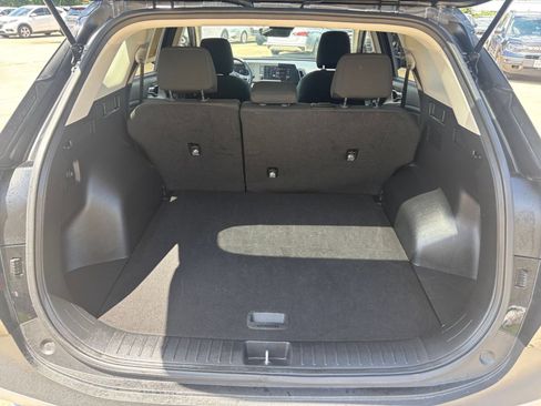 Used 2025 Kia Sportage LX FWD image 30