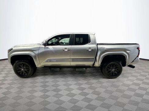 Used 2024 Toyota Tacoma SR5 image 9