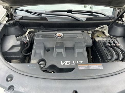 Used 2014 Cadillac SRX Luxury w/ Driver Awareness Package image 22