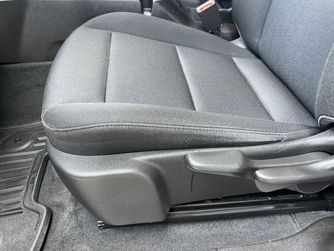 Used 2024 Chevrolet Colorado W/T RWD image 13