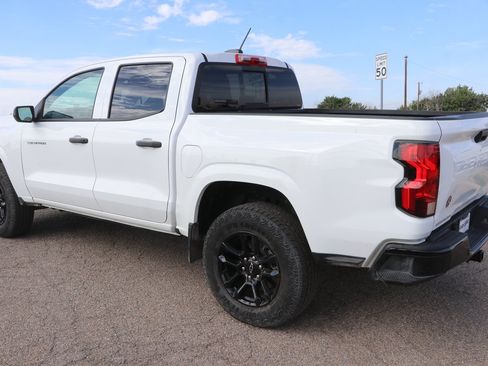 Used 2025 Chevrolet Colorado W/T w/ Advanced Trailering Package RWD image 5