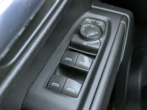 Used 2022 Chevrolet Silverado 1500 Custom RWD image 20