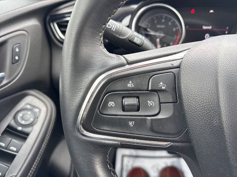 Used 2022 Buick Encore GX Preferred w/ Cold Weather Comfort Package image 17