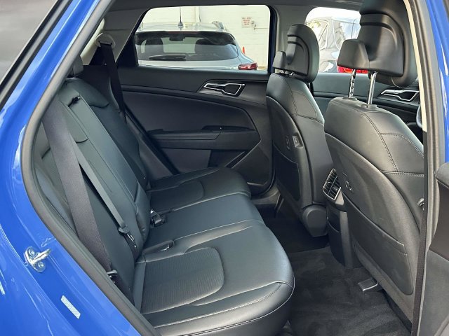 Used 2026 Kia Sportage SX FWD image 20
