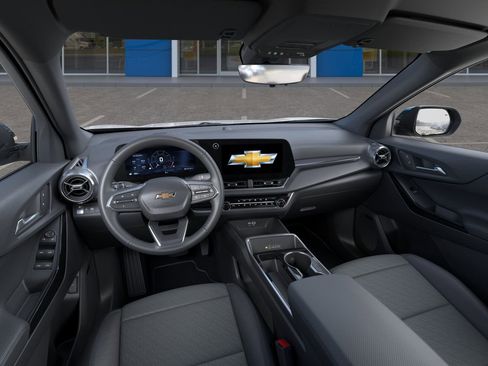 New 2025 Chevrolet Equinox LT w/ Convenience Package II image 15