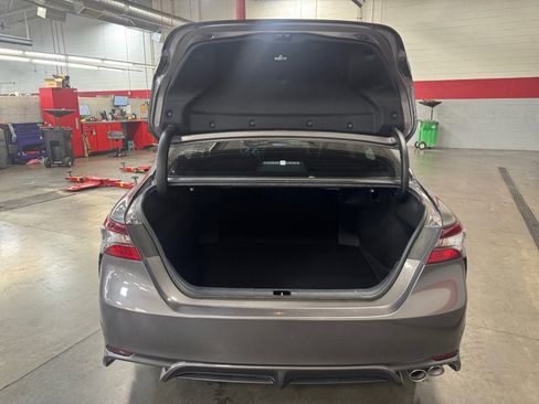 Used 2022 Toyota Camry SE image 34