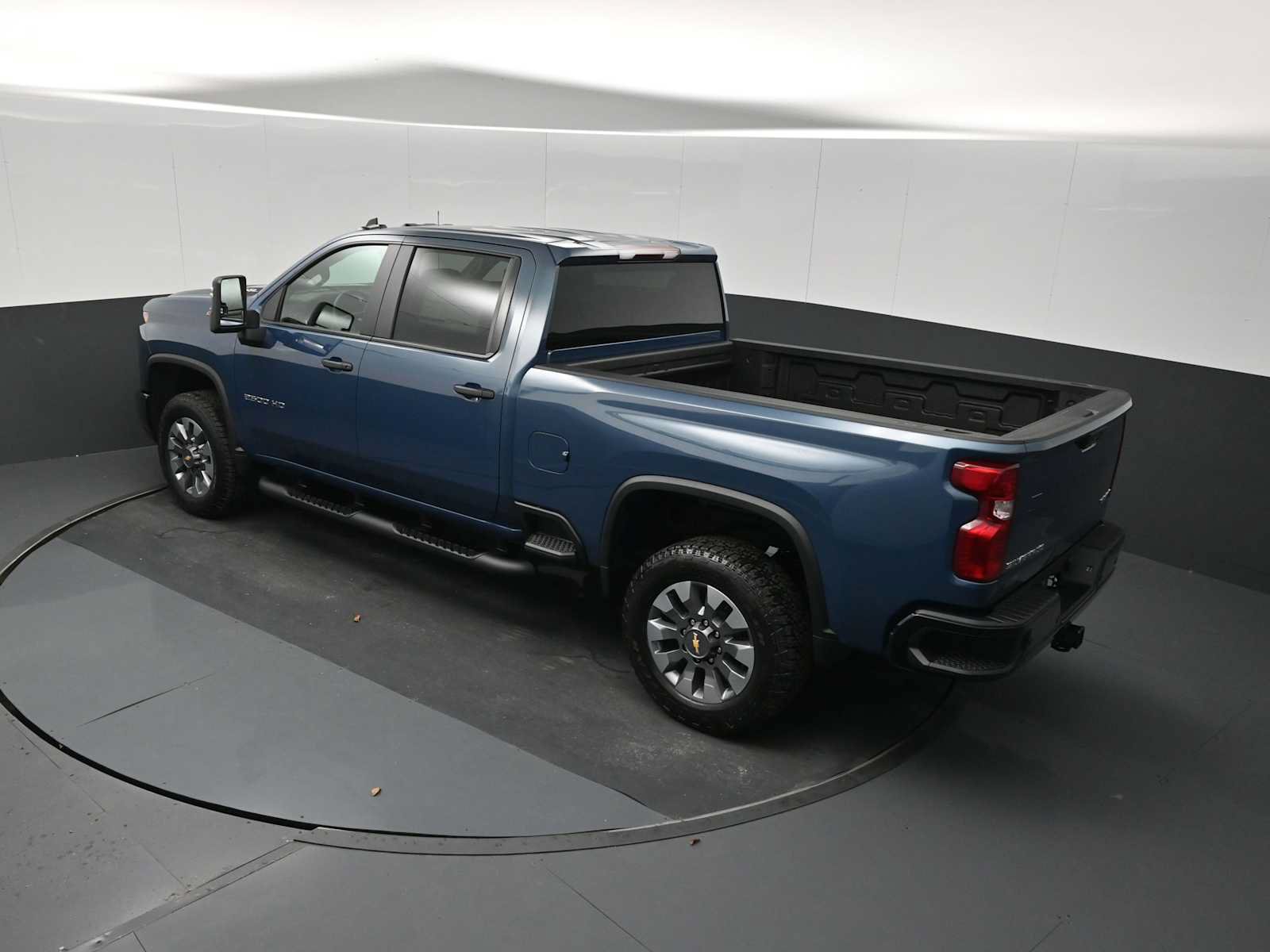 New 2026 Chevrolet Silverado 2500 Custom w/ Custom Value Package AWD/4WD image 14