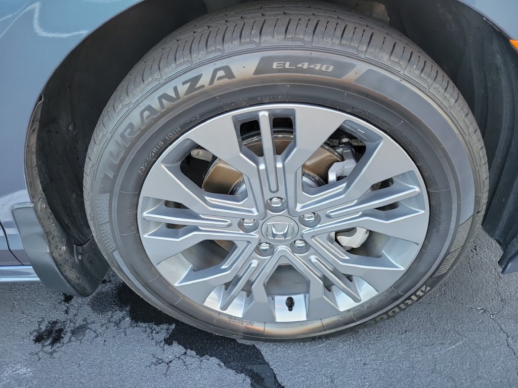 Used 2025 Honda Odyssey Touring image 10