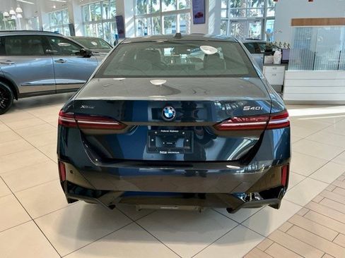 Used 2026 BMW 540i xDrive image 5