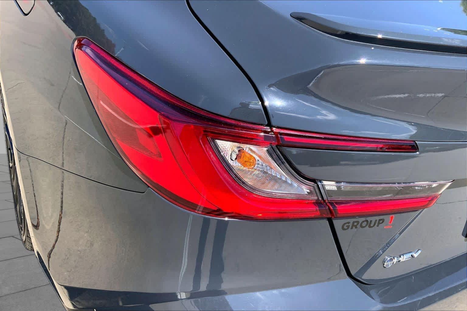 Used 2025 Toyota Camry SE FWD image 27