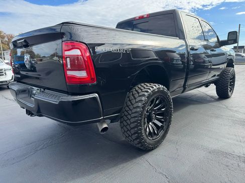 Used 2024 RAM 2500 Big Horn w/ Level 2 Equipment Group image 3