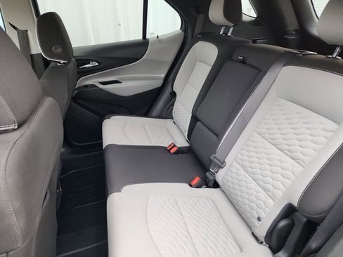 Used 2021 Chevrolet Equinox LT image 38