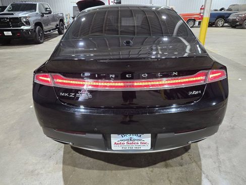 Used 2017 Lincoln MKZ Premiere FWD image 12