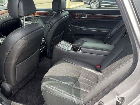 Used 2013 Hyundai Equus Ultimate RWD image 4