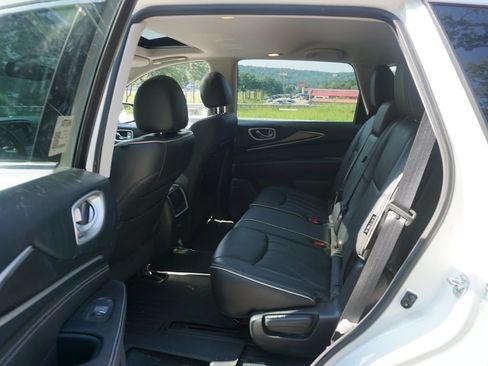 Used 2019 INFINITI QX60 Luxe w/ Essential Package FWD image 15