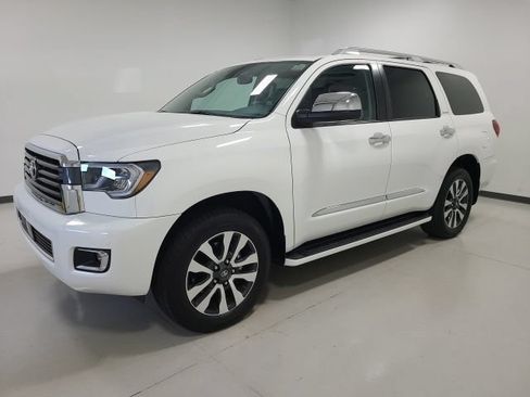 Certified 2019 Toyota Sequoia Limited AWD/4WD image 9