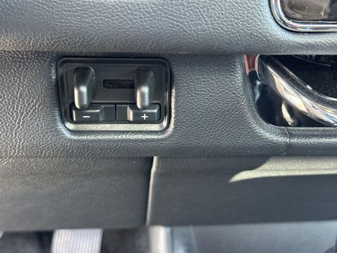 Used 2024 Lincoln Navigator Reserve image 37