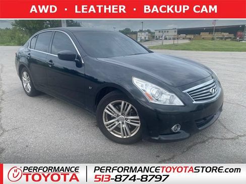 Used 2015 INFINITI Q40 AWD image 1