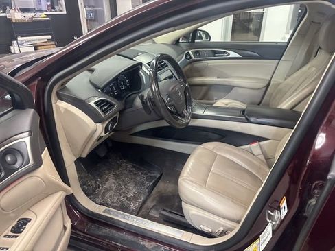 Used 2017 Lincoln MKZ Select w/ Technology Package image 14