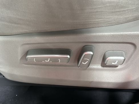 Used 2010 Hyundai Veracruz GLS AWD/4WD image 18