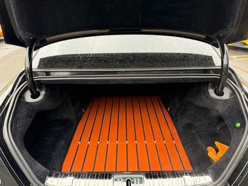 Used 2014 Rolls-Royce Wraith image 40