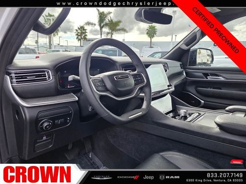 Certified 2024 Jeep Wagoneer L Series II w/ Flexible Seating Group image 24