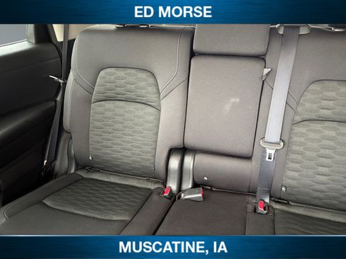 Used 2025 Nissan Pathfinder SV FWD image 17