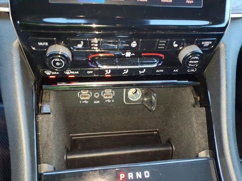 Used 2021 Jeep Grand Cherokee L Limited image 19