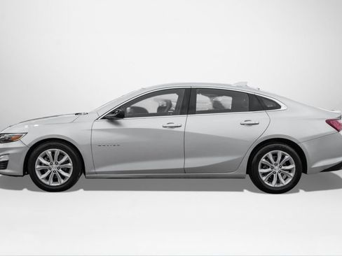 Used 2020 Chevrolet Malibu LT image 9