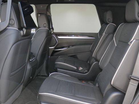 New 2026 Cadillac Escalade Luxury w/ Touring Package image 10