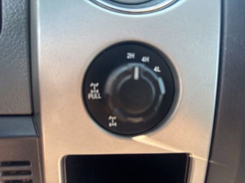 Used 2013 Ford F150 XLT AWD/4WD image 21