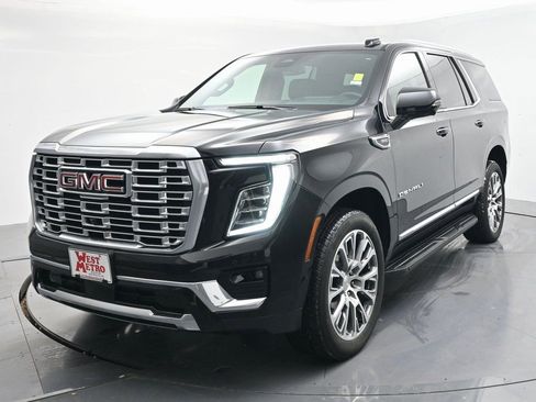 Used 2025 GMC Yukon Denali image 1