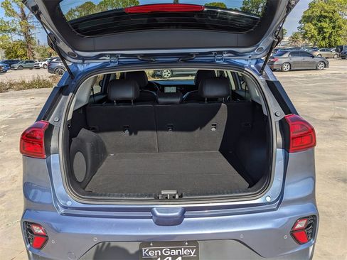 Used 2020 Kia Niro EX Premium image 13